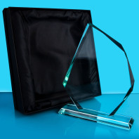 Jade Glass Facetted Ice Peak Award